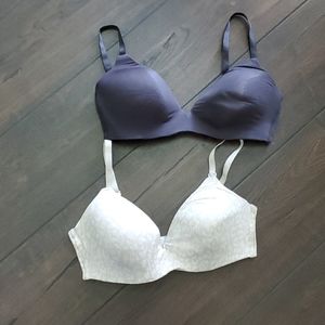 Lot of 2 nursing bras size 36 C